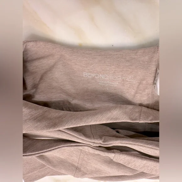 NWT 🌟 Beyond Yoga spacedye refocused Crop Tank Texas Christian university - Picture 4 of 6